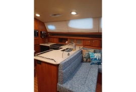 2011, Hunter, 45 Deck Salon