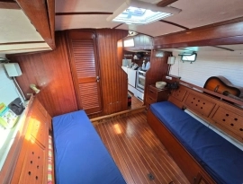 1982, Custom, 44