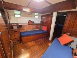 1982, Custom, 44