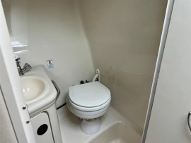 2000, Sea Ray, Sundancer 240