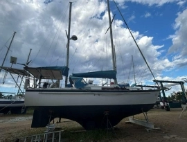1980, Pearson, 365 Ketch
