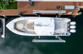 2018, Boston Whaler, 350 Outrage