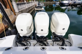 2018, Boston Whaler, 350 Outrage