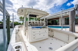 2018, Boston Whaler, 350 Outrage