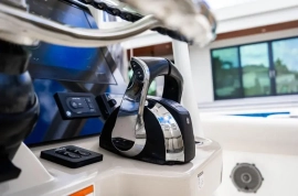 2018, Boston Whaler, 350 Outrage