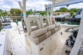 2018, Boston Whaler, 350 Outrage
