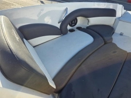 2015, Stingray, 215 LR