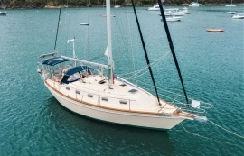 2001, Island Packet, IP380