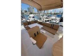 2002, Mainship, 430 Trawler
