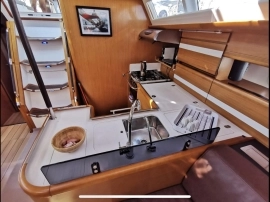 2012, Jeanneau, 53 "5 cabins"