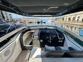2023, Fairline, F33