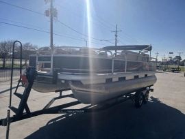 2013, Sun Tracker, 22 DLX Fishing Barge