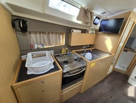 2018, Beneteau, 38.1