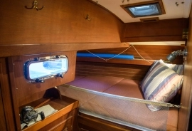 1981, Tartan Yachts, 42