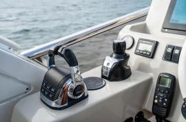 2016, Azimut, 50
