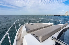 2016, Azimut, 50