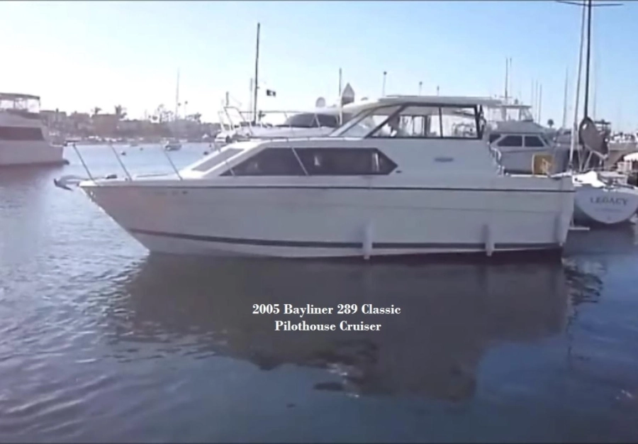 2005, Bayliner, 289/2859