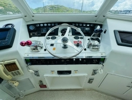 1994, Hatteras, Cockpit