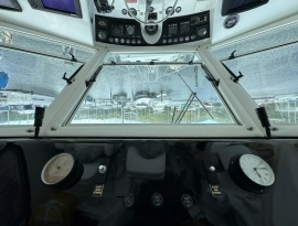 1994, Hatteras, Cockpit