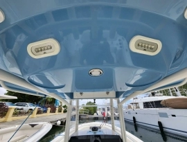 2020, Cobia Boats, 280 CC