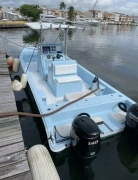 2001, Twin Vee