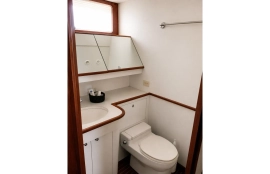 1991, 120 Motor Yacht