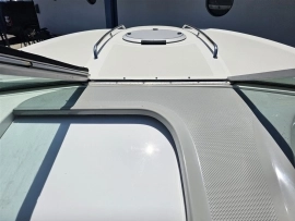 2011, Bayliner, 802