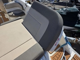 2020, Bayliner, VR6