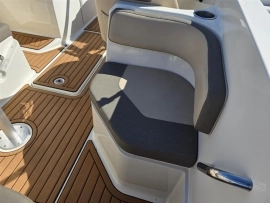 2020, Bayliner, VR6