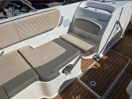 2020, Bayliner, VR6