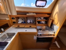 2011, Jeanneau, 36i