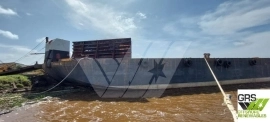 Keen Sellers 105m / 27,43m Pontoon / Barge for Sal