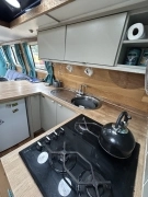 1990, Branson Boats