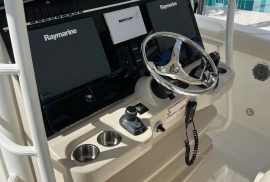 2018, Boston Whaler, 350 OUTRAGE