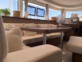 2020, Lagoon, 42 3-cabin Owners version